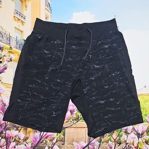 lululemon athletica Black Subtle Camo Performance Shorts XL